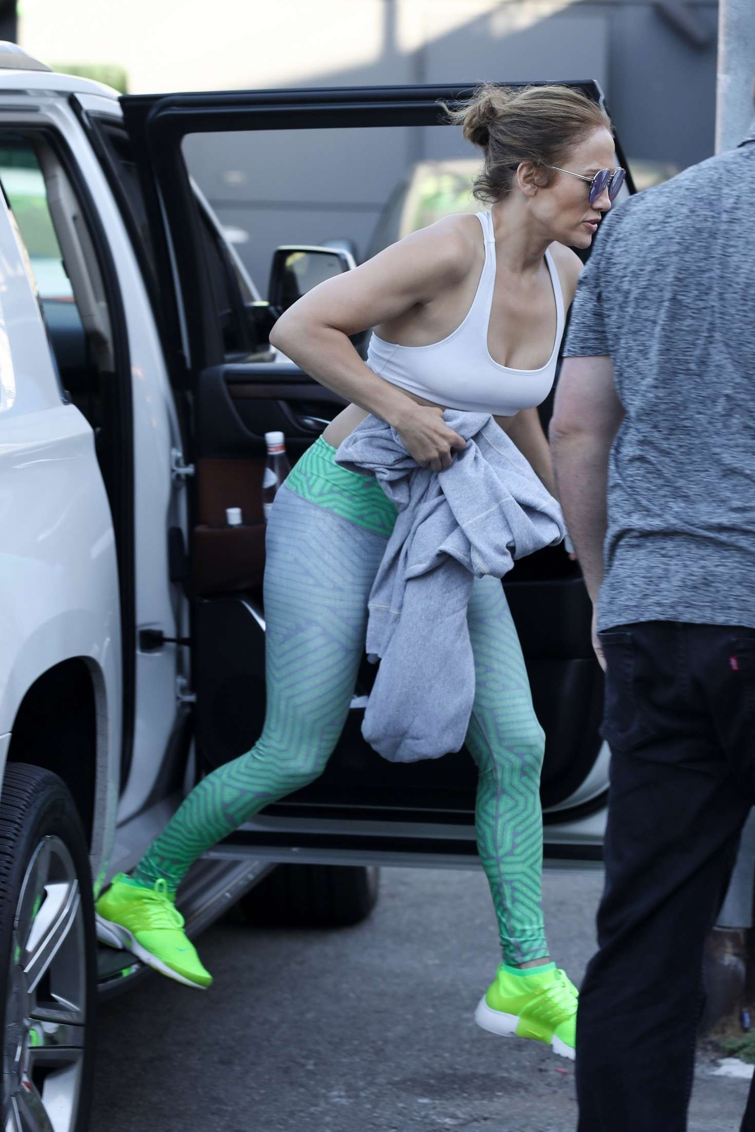 Jennifer Lopez in Sports Bra and Tights at the gym in Los Angeles