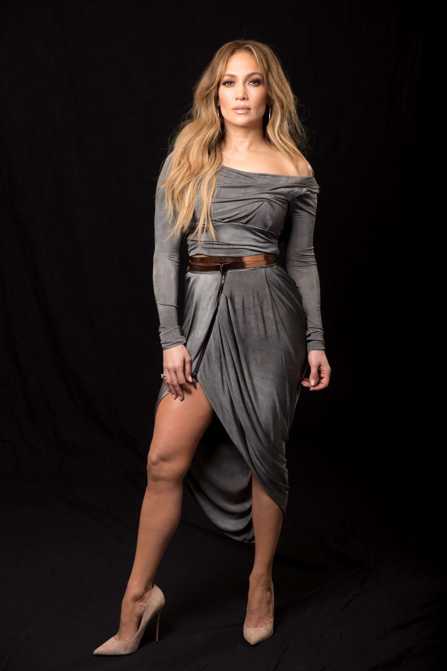 Jennifer Lopez â€“ Photographed by Dan MacMedan for USA Today 2018