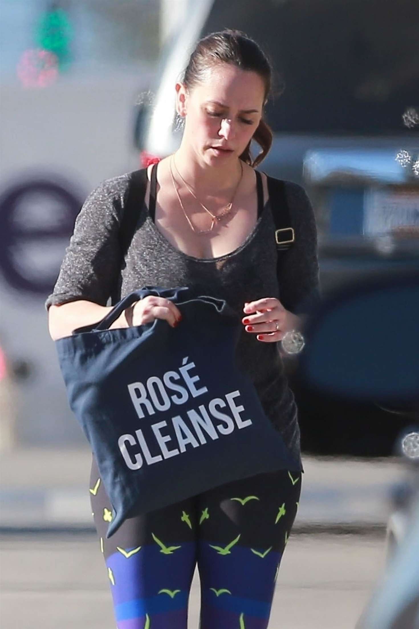 Jennifer Love Hewitt â€“ Leaving the gym in Santa Monica