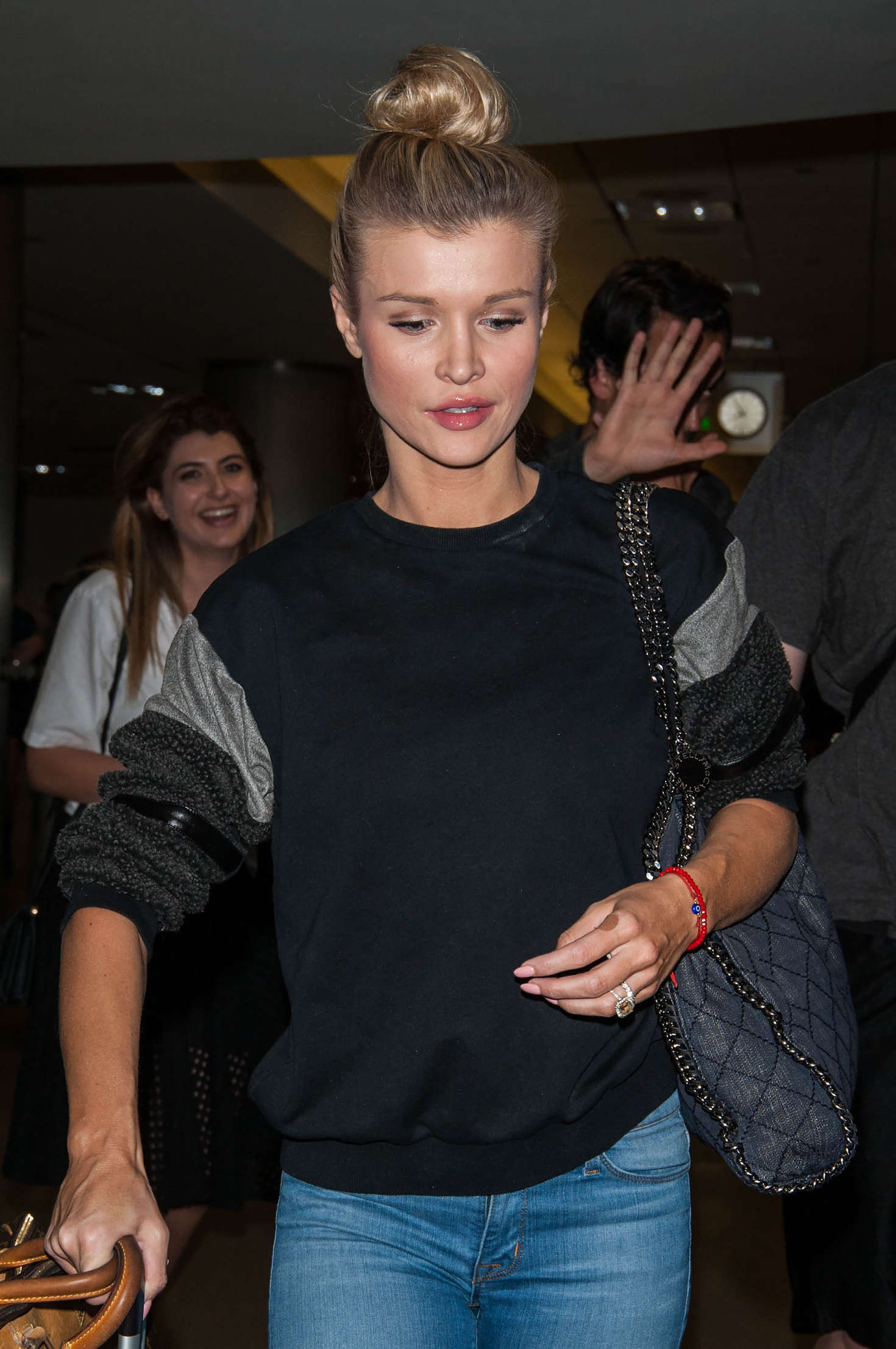 Joanna Krupa in Jedans at LAX Airport in Los Angeles