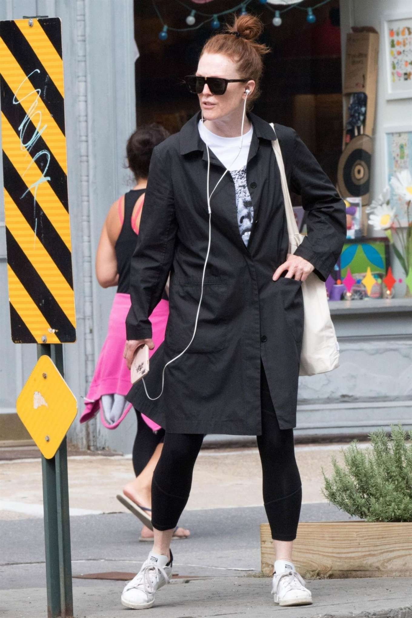 Julianne Moore â€“ Seen at a Gym In New York