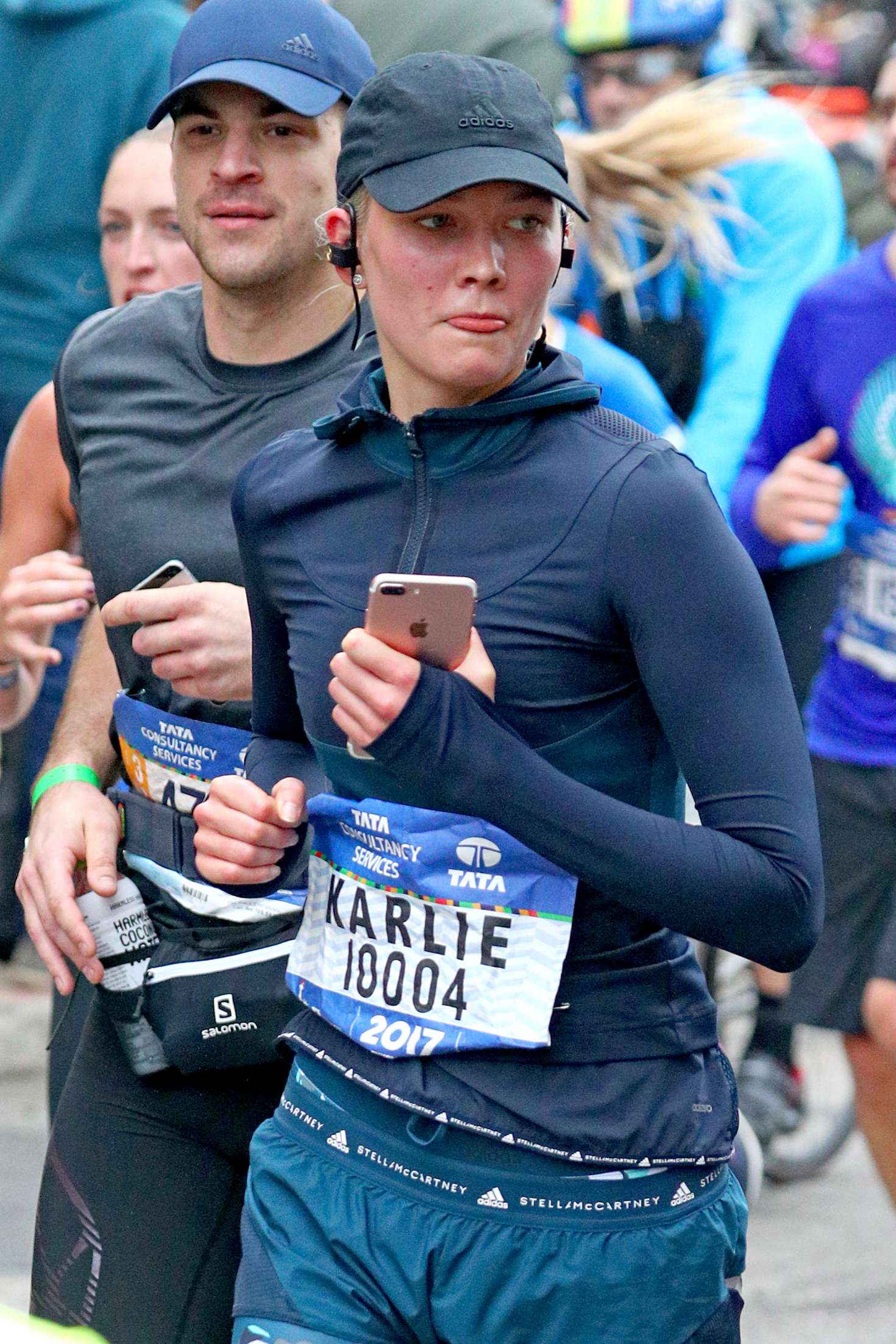 Karlie Kloss - Running the New York Marathon in NYC