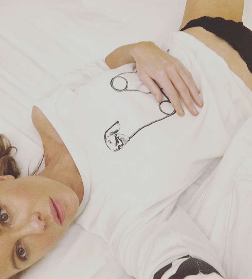 Kate Beckinsale Hot on Instagram
