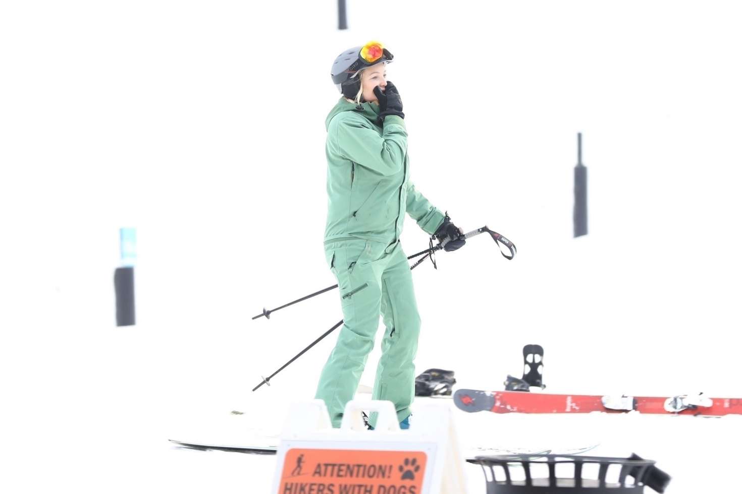Kate Hudson â€“ On the slopes in Aspen