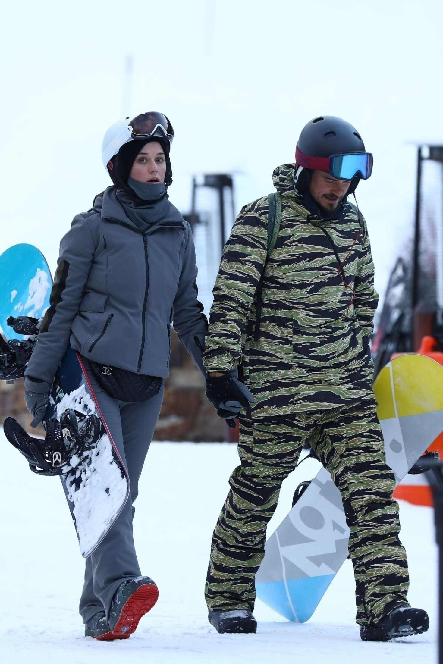 Katy Perry and Orlando Bloom â€“ Hitting the slopes of Aspen
