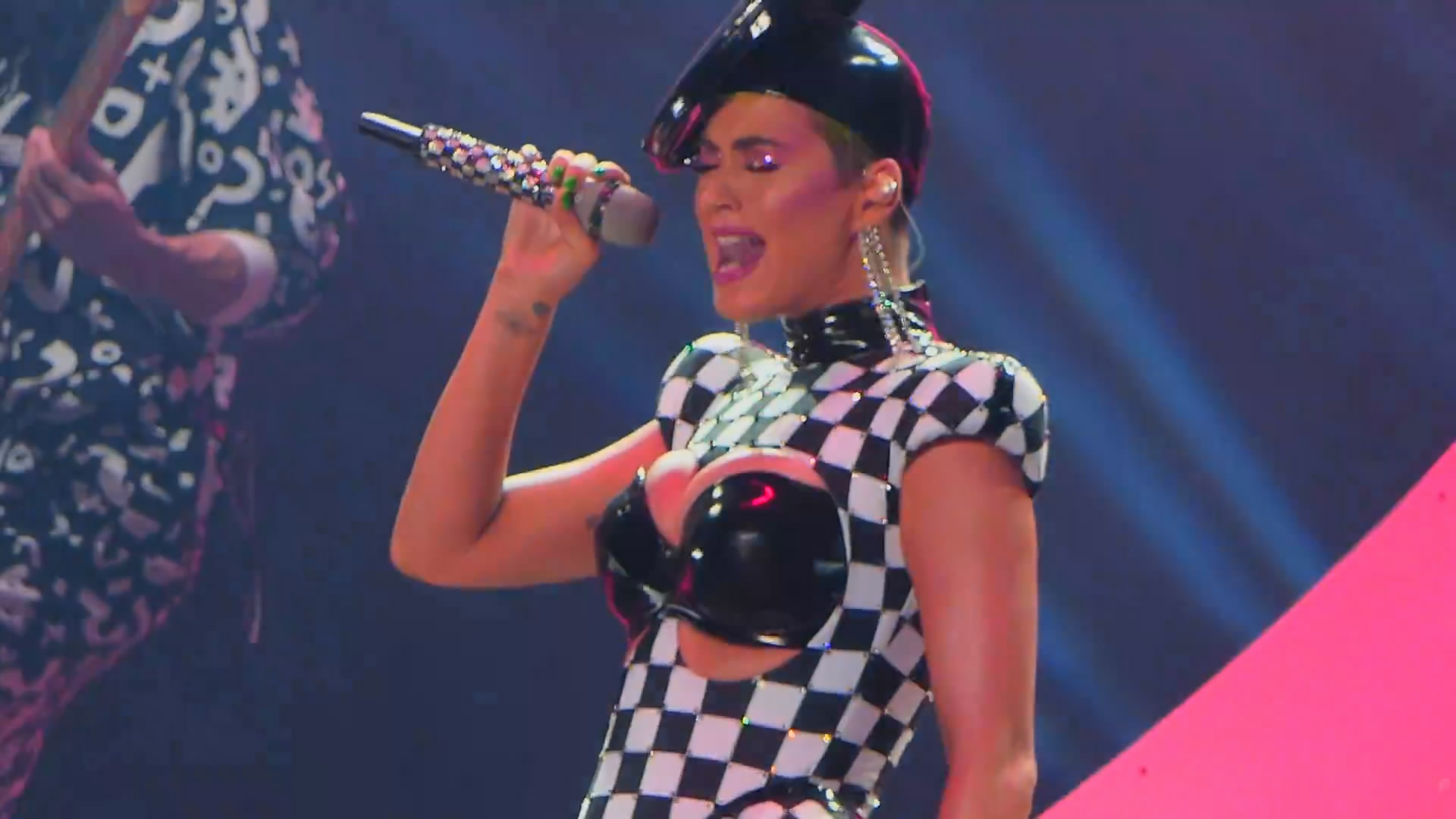 Katy Perry â€“ Performs at 2018 Kaaboo Del Mar Festival in Del Mar