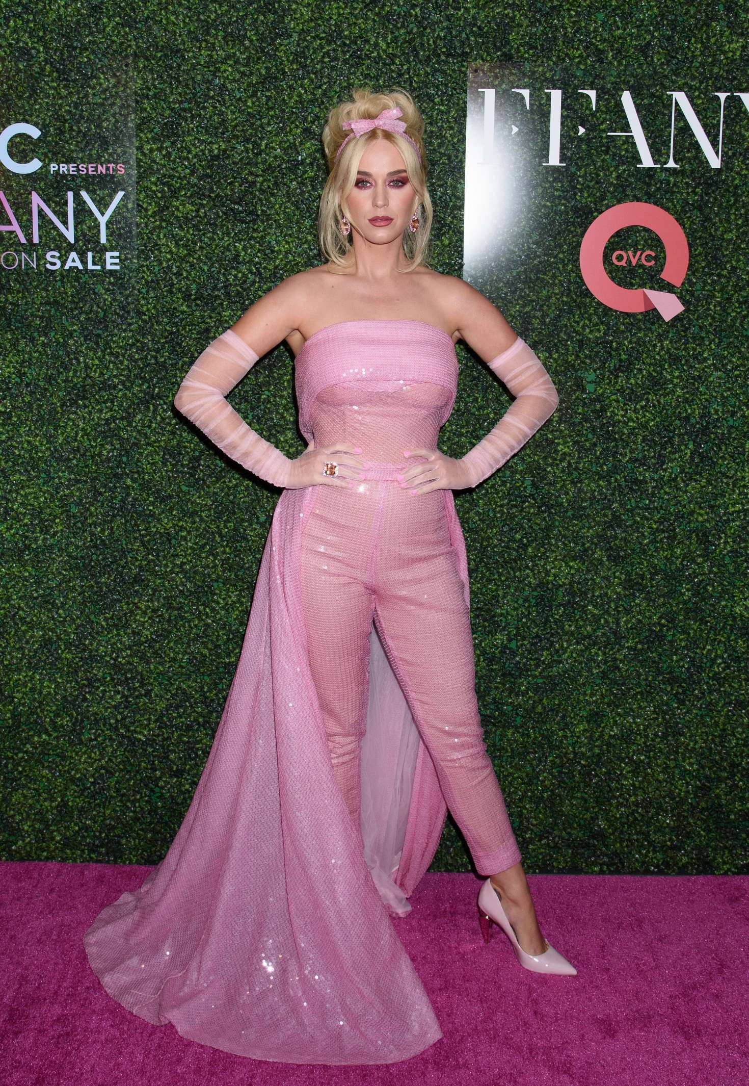 Katy Perry â€“ QVC Presents FFANY â€˜Shoes On Sale Galaâ€™ in New York