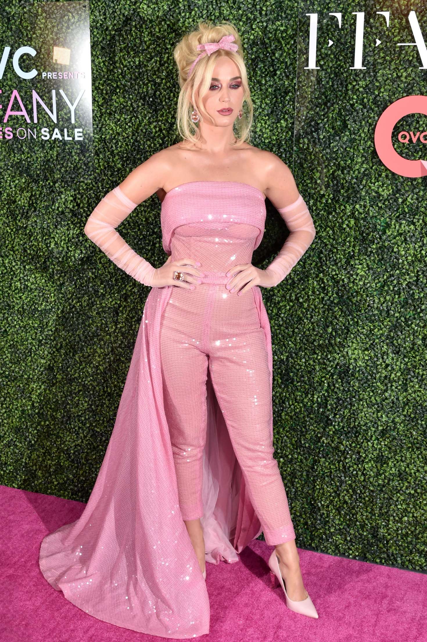 Katy Perry â€“ QVC Presents FFANY â€˜Shoes On Sale Galaâ€™ in New York