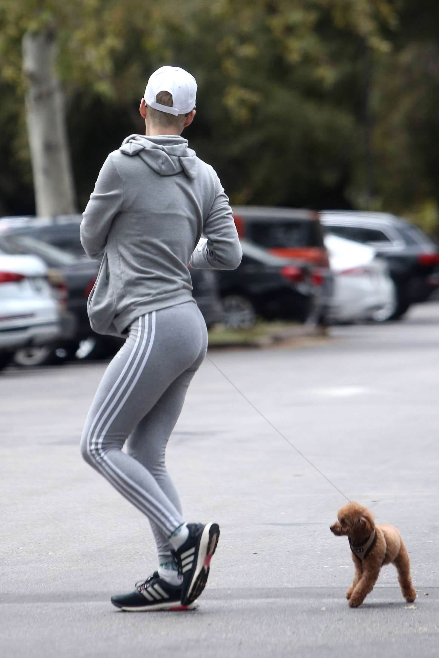 Katy Perry â€“ Walking her dog in Studio City