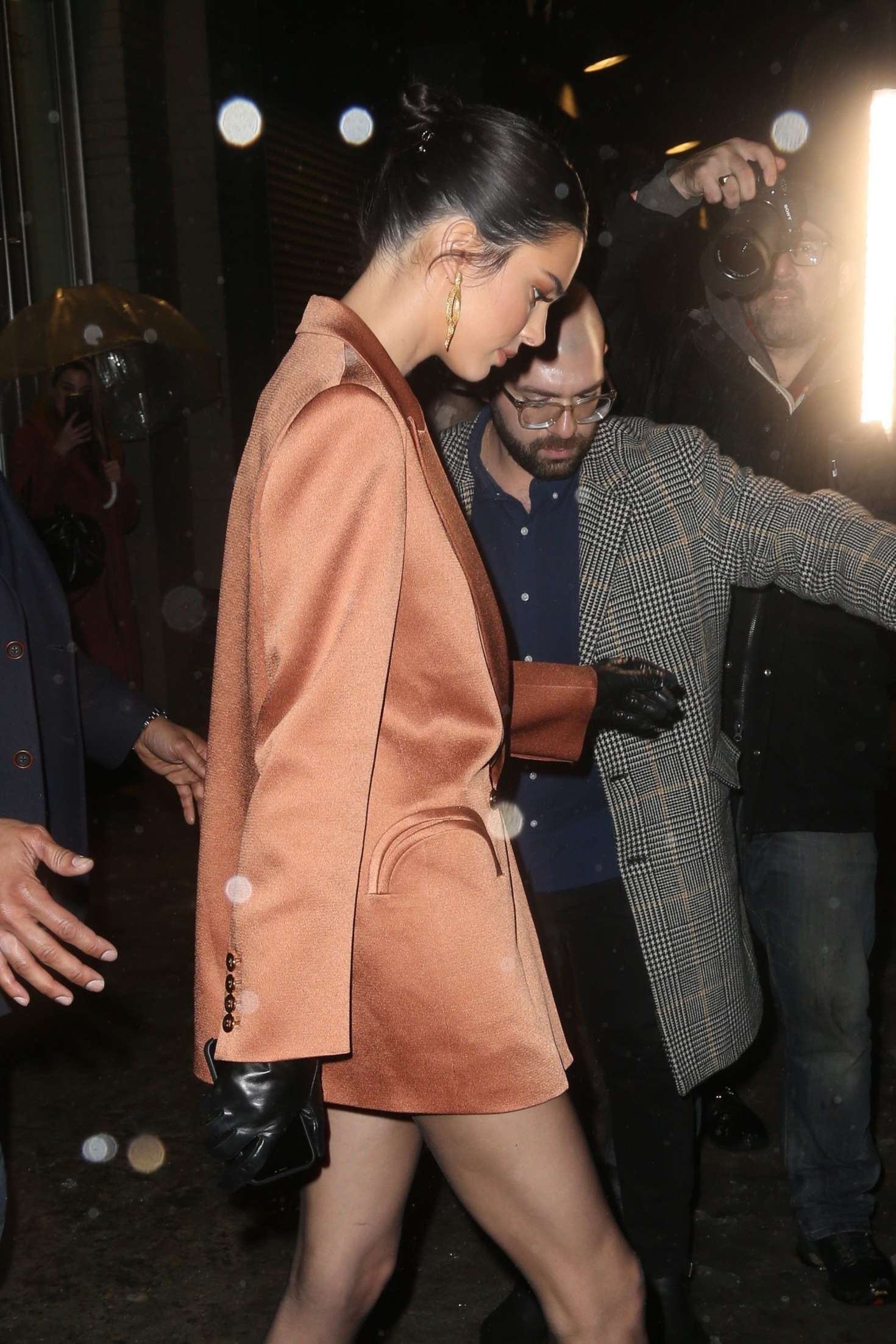 Kendall Jenner â€“ Arrives at Stuart Weitzman Event in New York