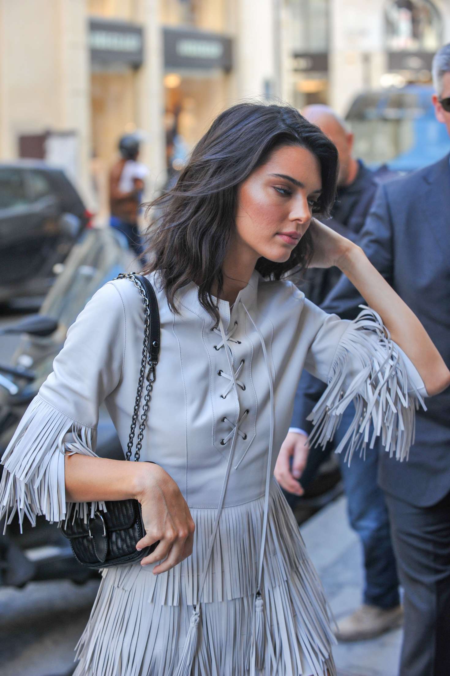 Kendall Jenner â€“ Arrives at the Four Seasons George V hotel in Paris