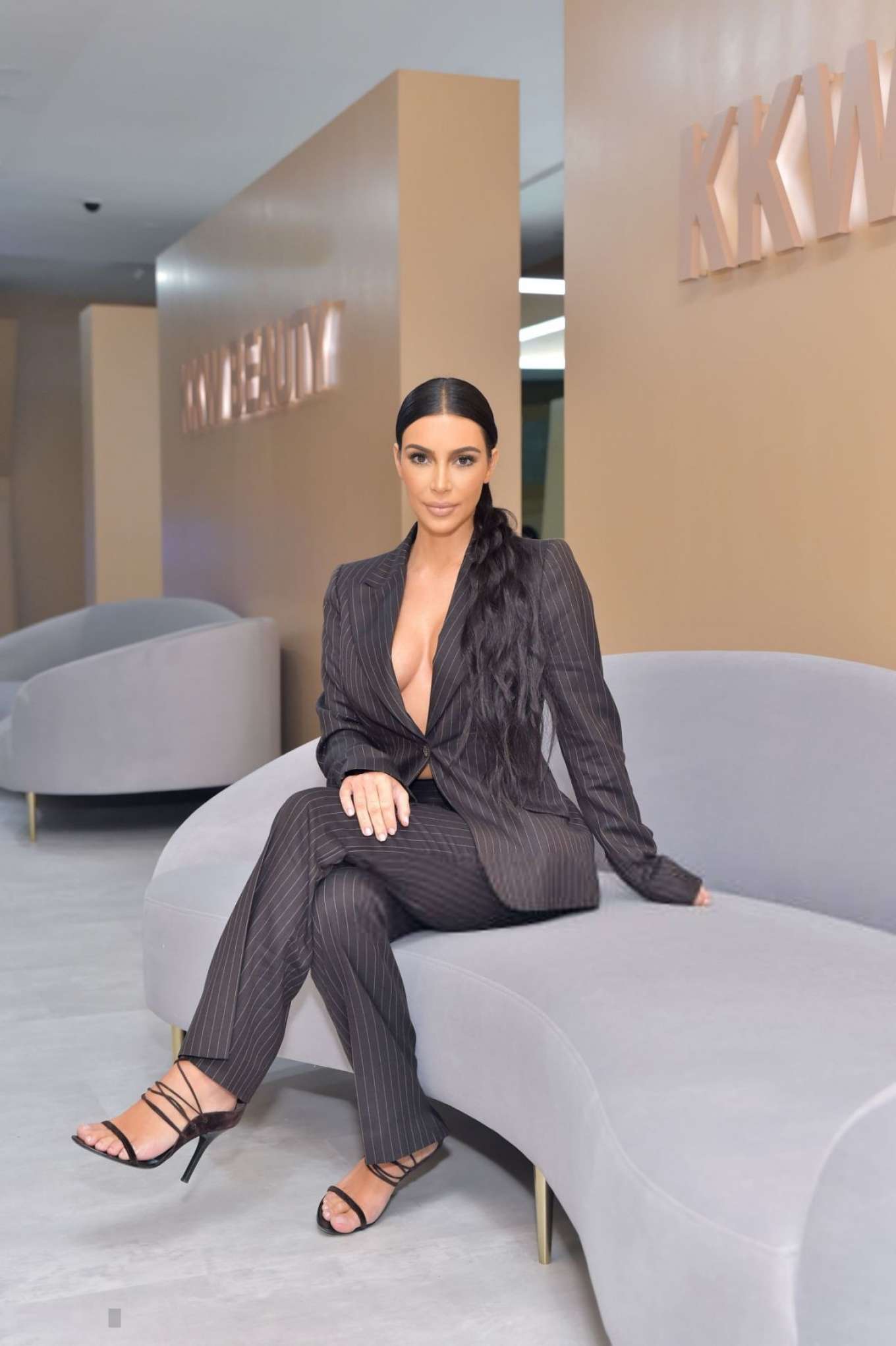 Kim Kardashian â€“ KKW Beauty Pop Up Shop in Costa Mesa