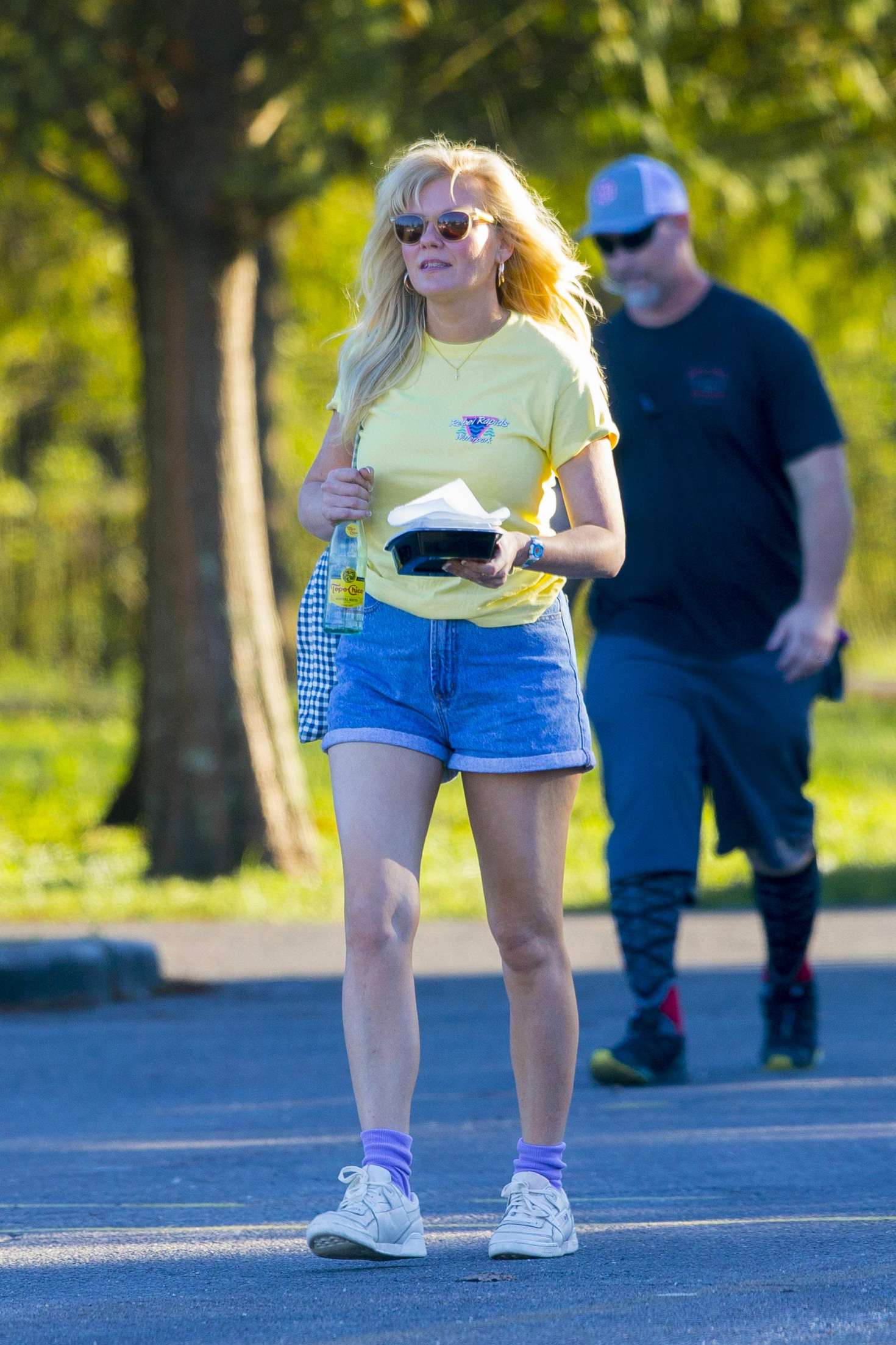 Kirsten Dunst â€“ Filming â€˜On Becoming a God in Central Floridaâ€™ in New Orleans