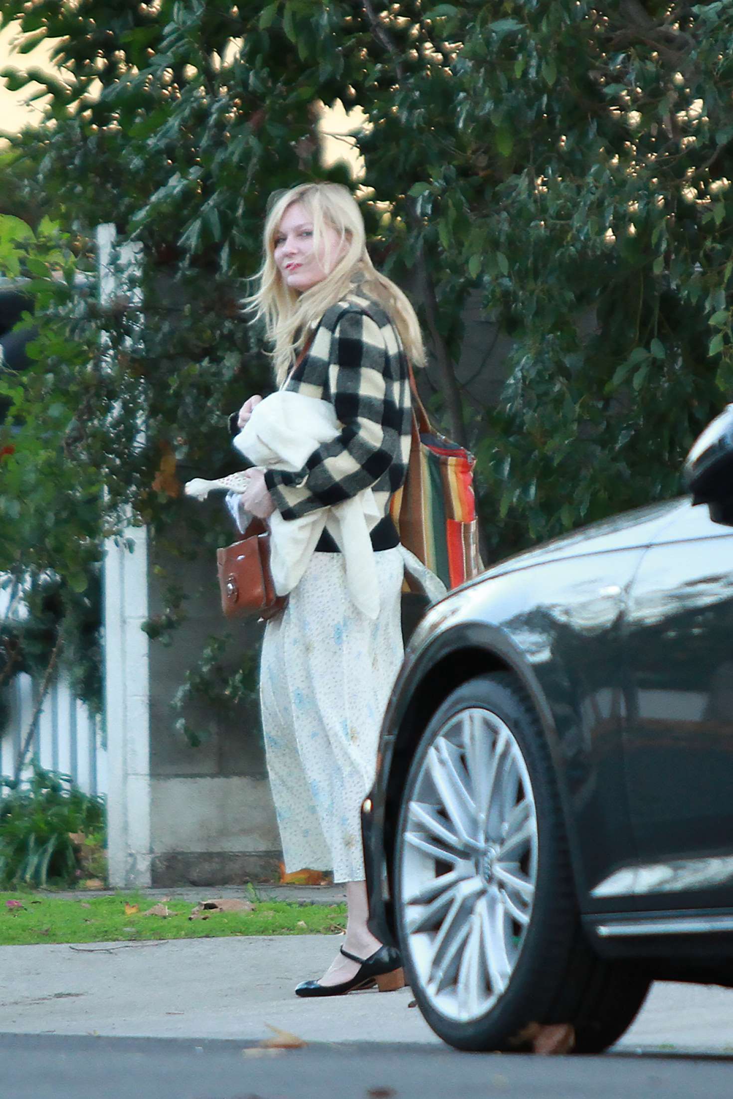 Kirsten Dunst on Christmas Day in Los Angeles