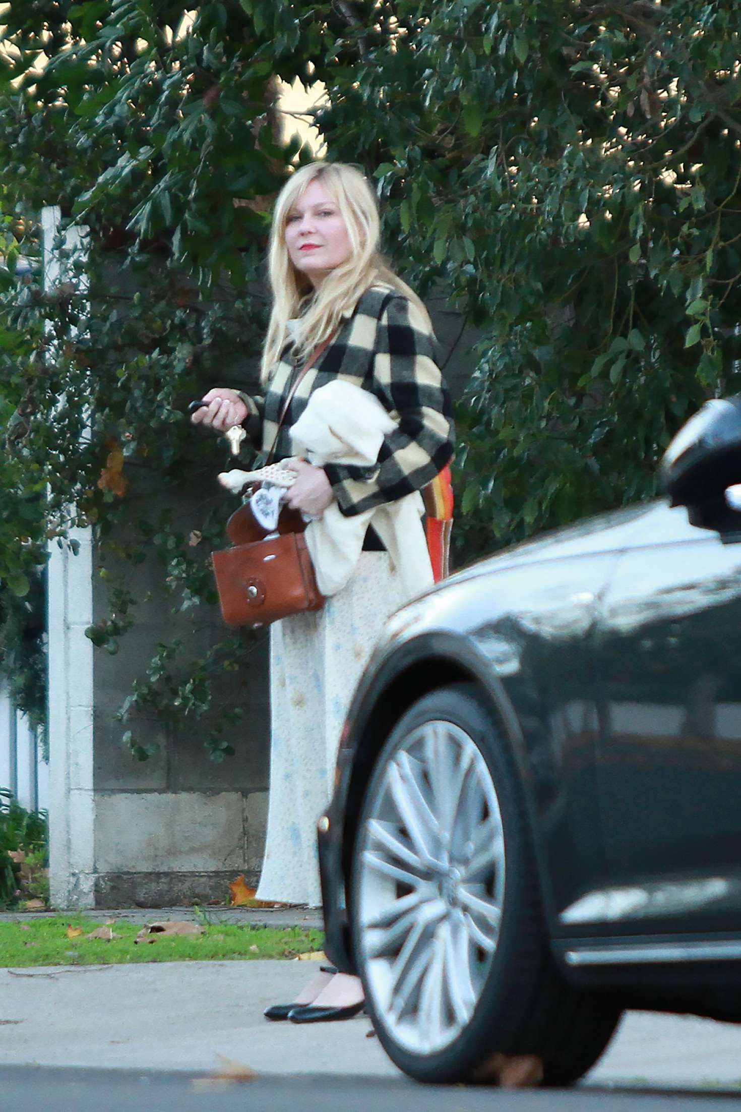 Kirsten Dunst on Christmas Day in Los Angeles