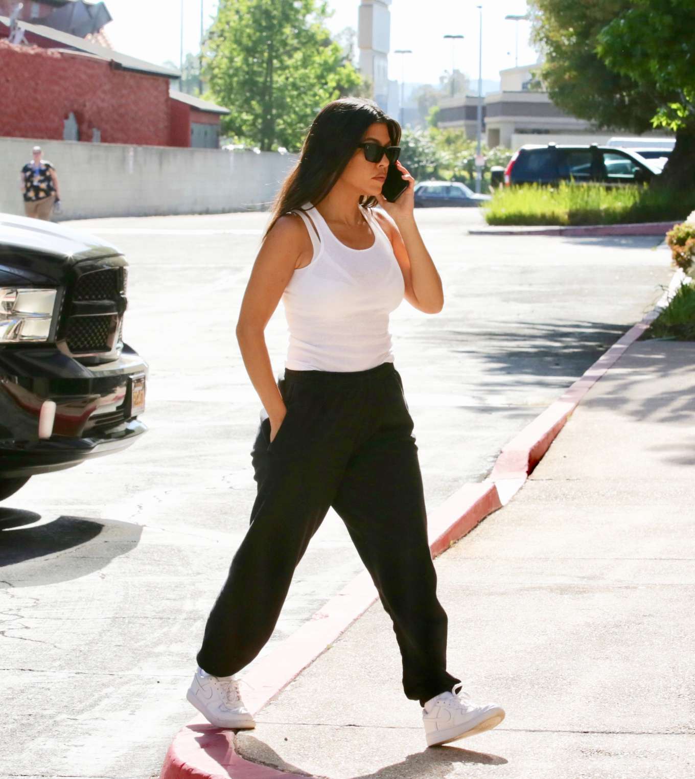 Kourtney Kardashian â€“ Out in Calabasas