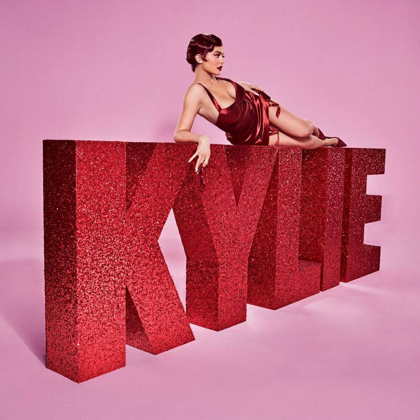 Kylie Jenner â€“ Kylie Cosmetics Campaign: Valentines Collection 2019