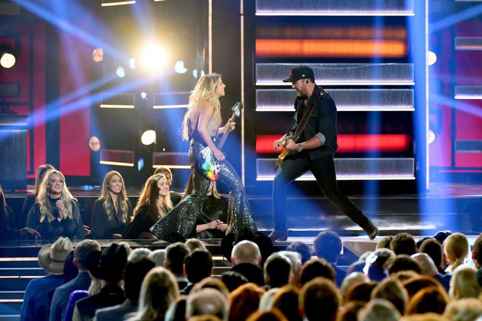 Lindsay Ell â€“ 52nd Annual CMA Awards in Nashville