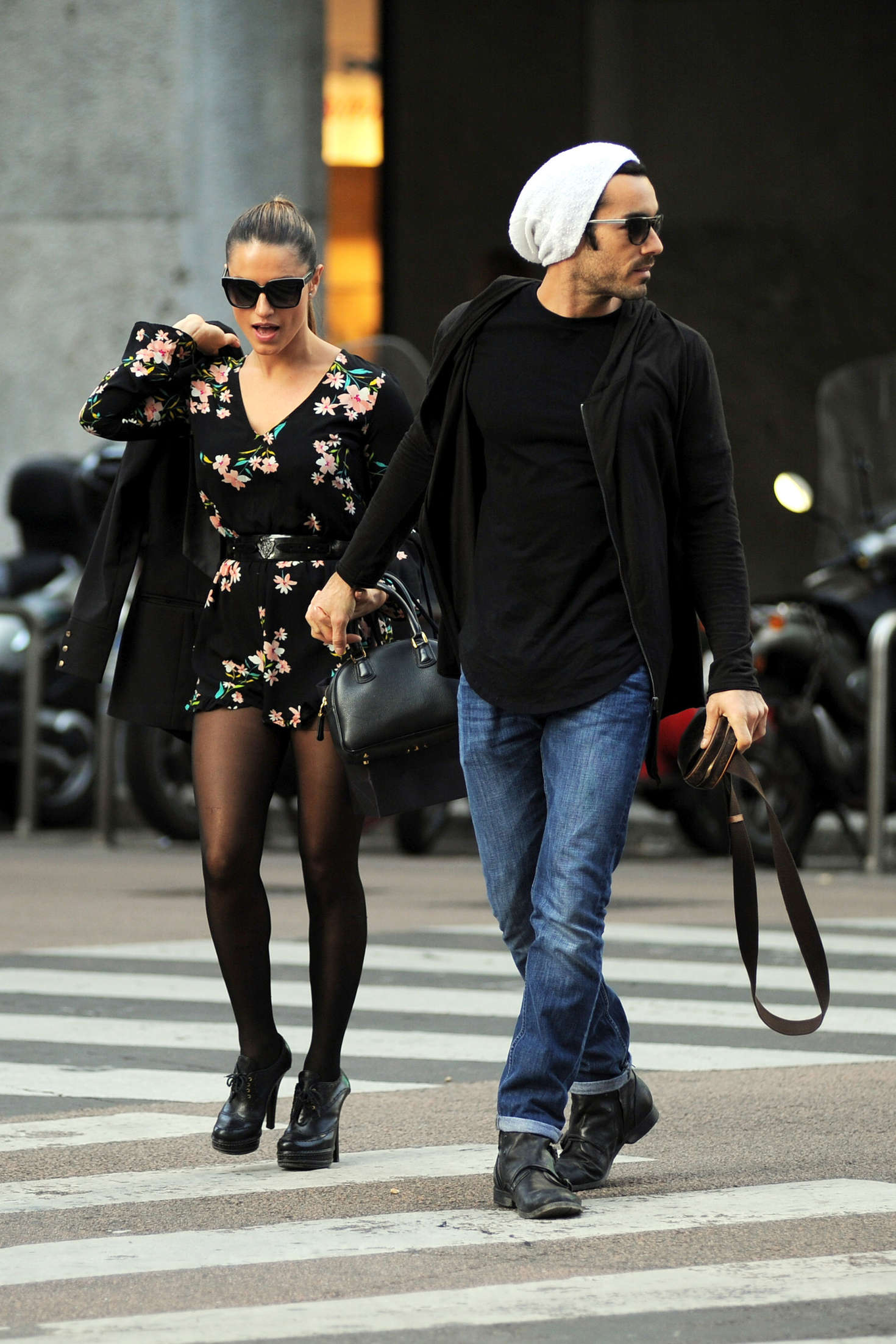 Lola Ponce with her boyfriend Aaron Diaz in Milan