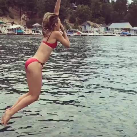 Maria Sharapova in Bikini � Personal P pic