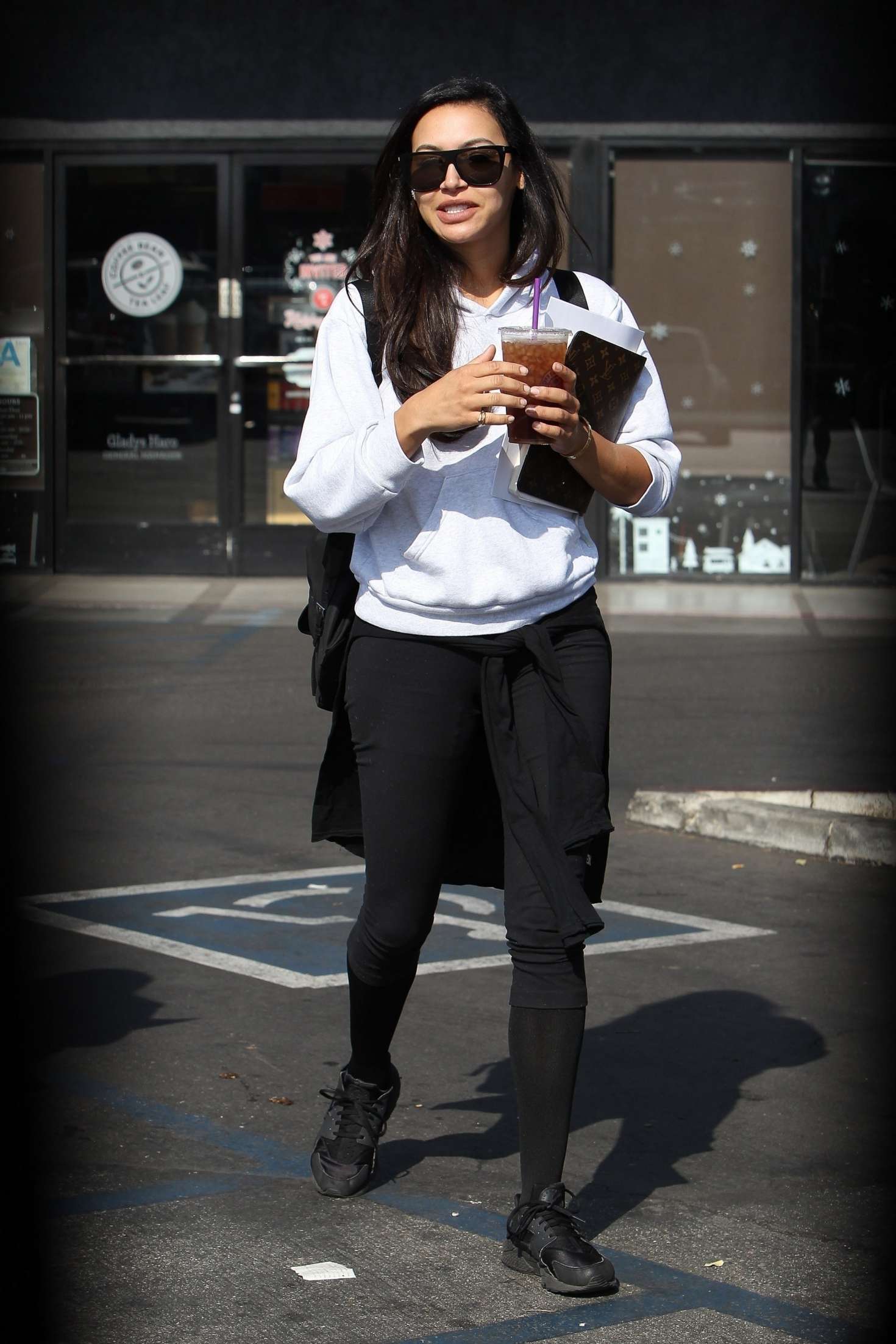 Naya Rivera â€“ Out in Los Angeles