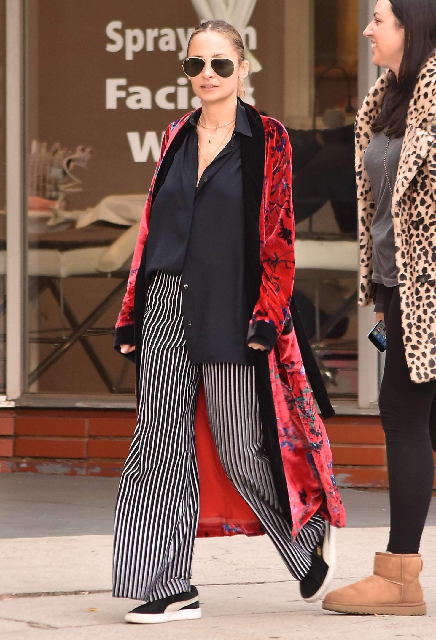 Nicole Richie â€“ Out in Los Angeles
