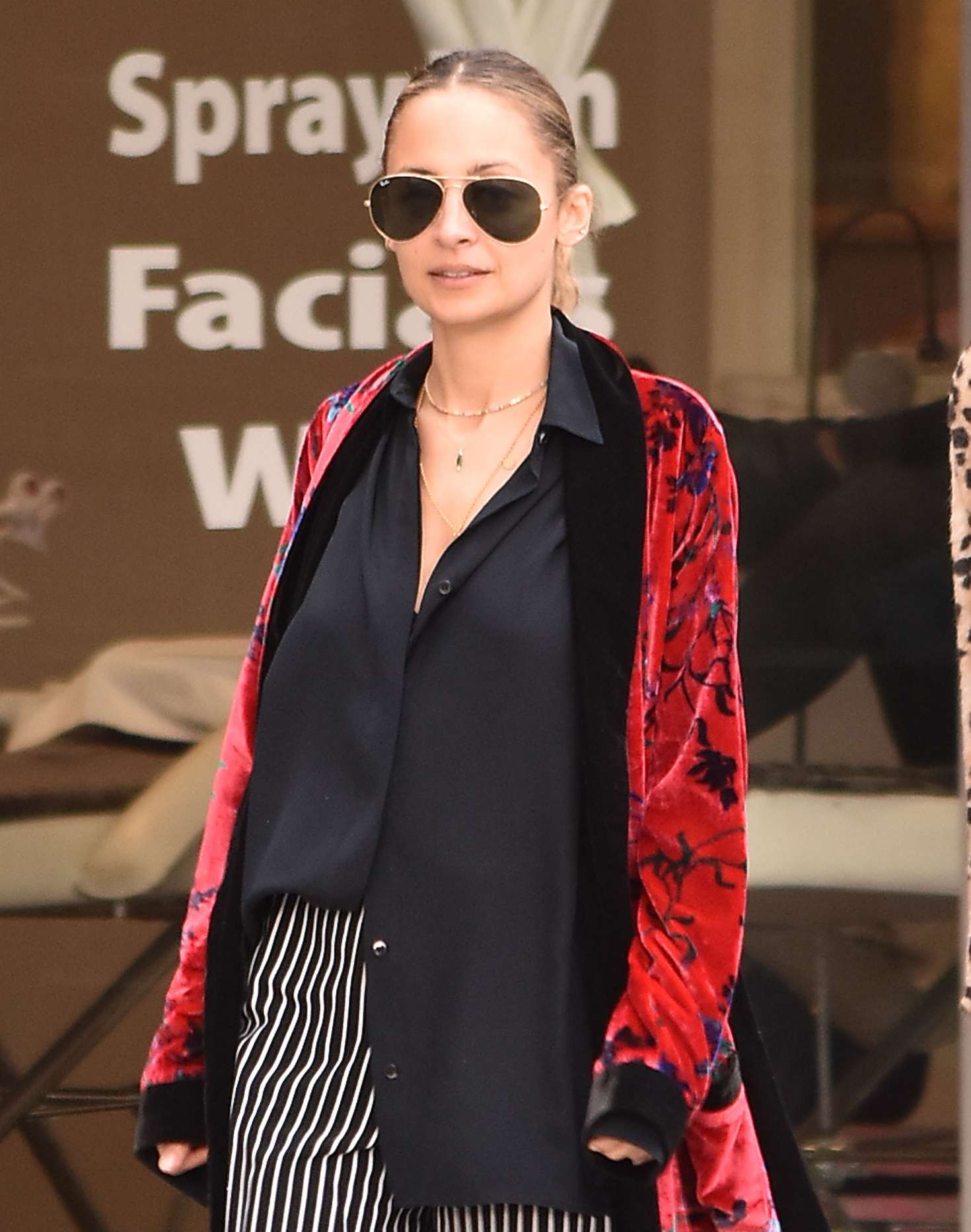 Nicole Richie â€“ Out in Los Angeles