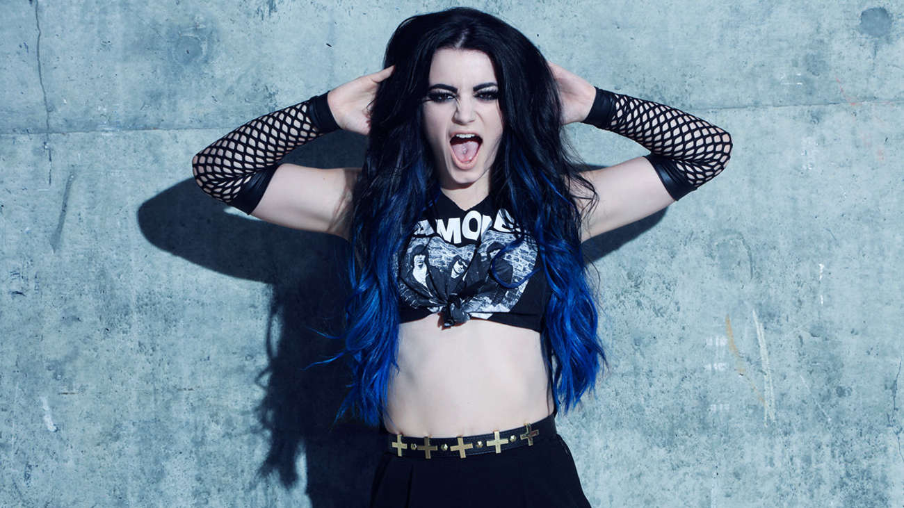 Paige's New Hair Color: WWE Diva Goes Blonde - wide 7