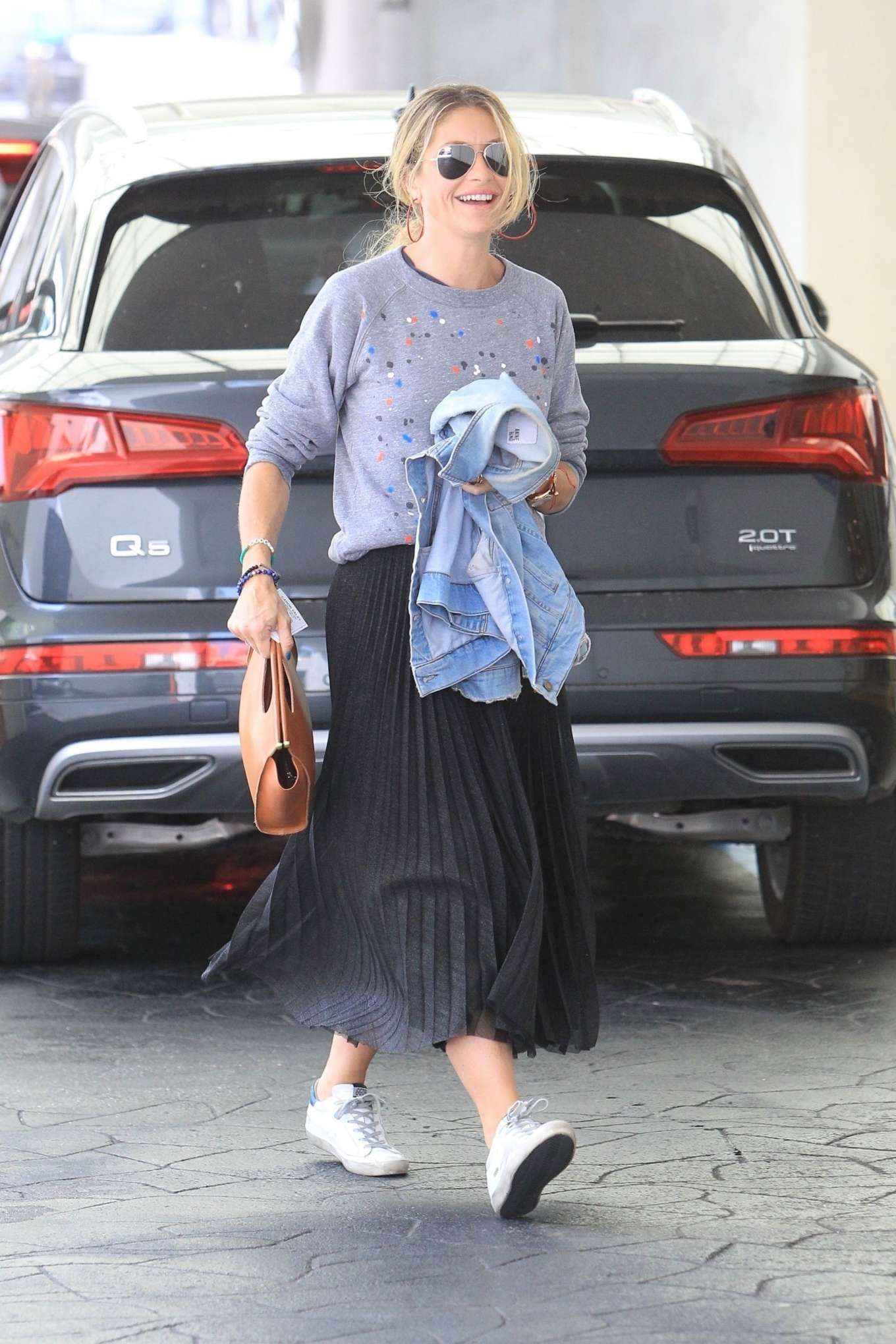 Lily Collins â€“ Hits the gym in LA