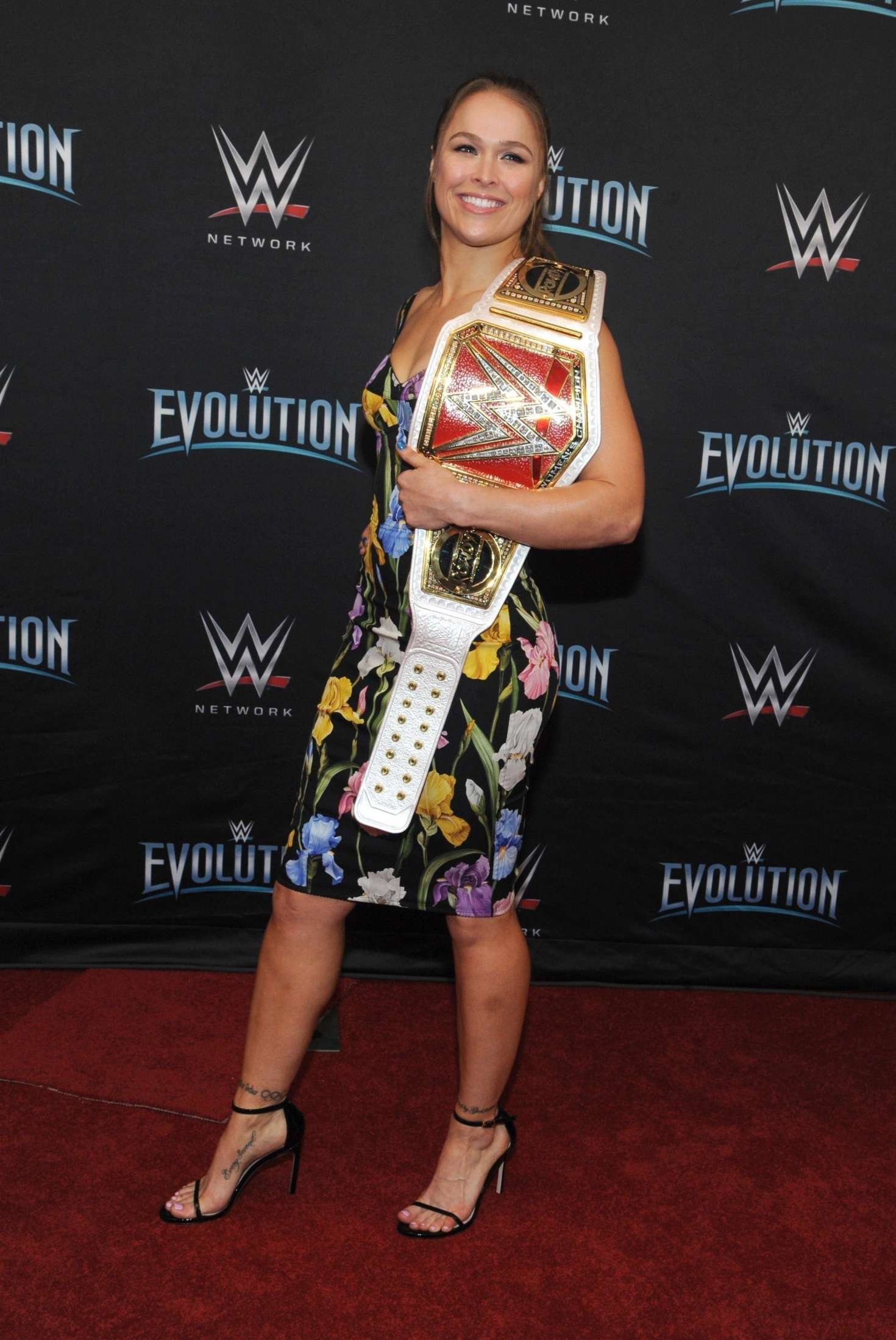 Ronda Rousey â€“ WWEâ€™s First Ever all-womenâ€™s event â€˜Evolutionâ€™ in Uniondale