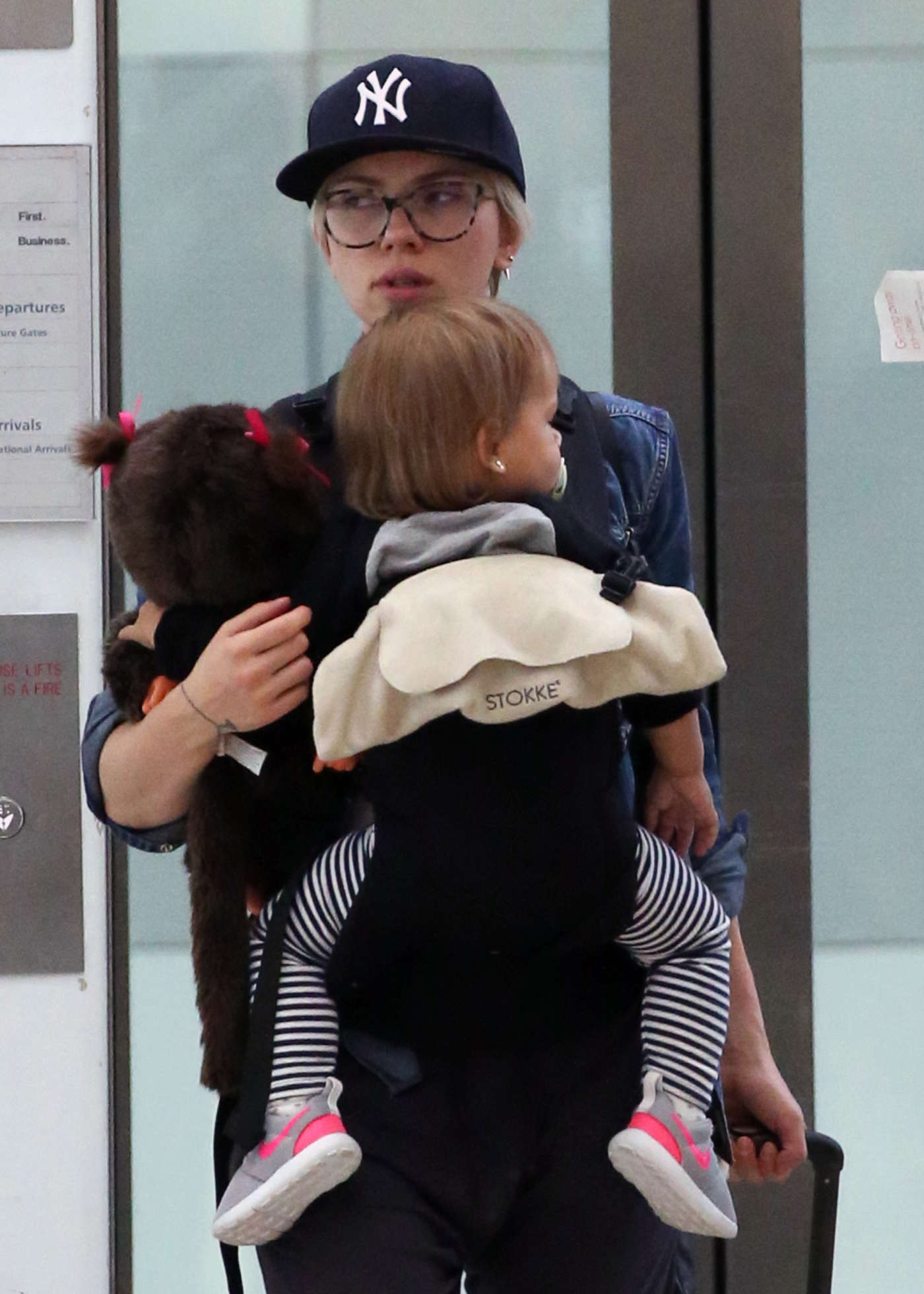 Scarlett Johansson Arrives at Sydney Airport