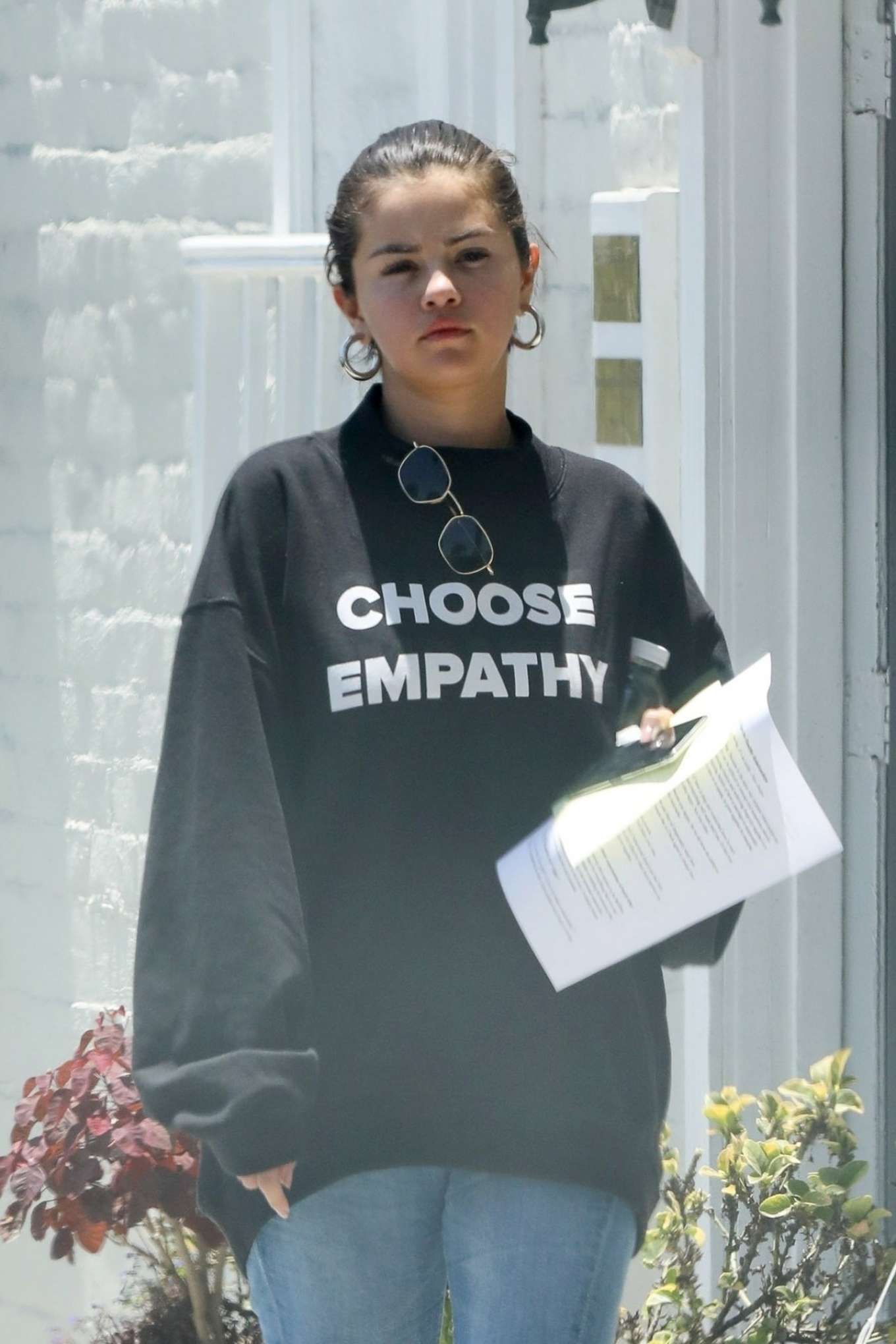 Selena Gomez â€“ Leaving a doctors office in Beverly Hills
