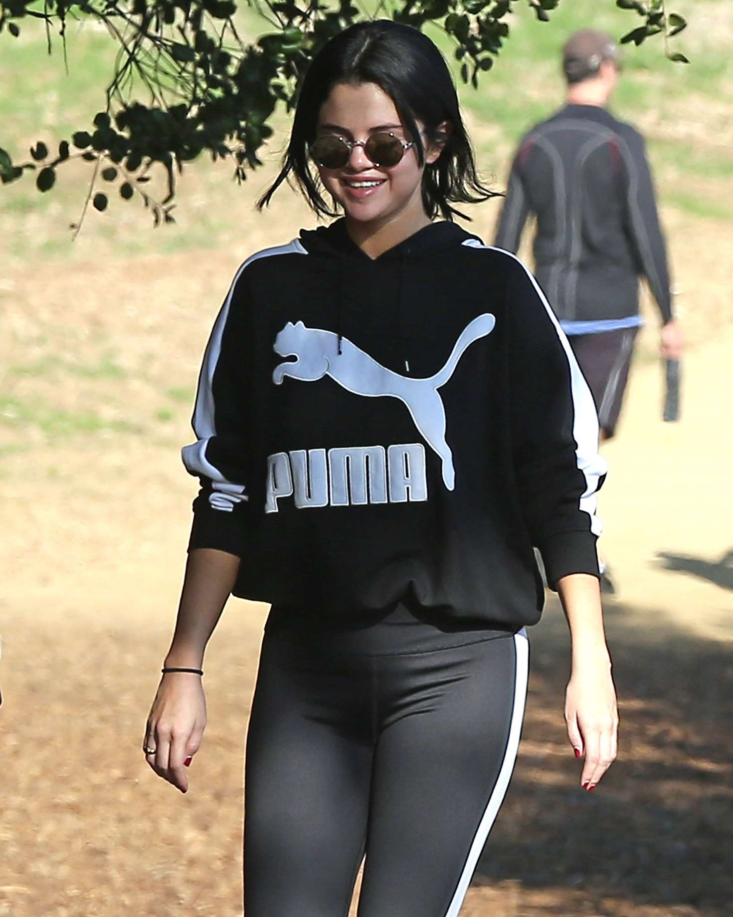 Selena Gomez â€“ Out for a hike in Los Angeles