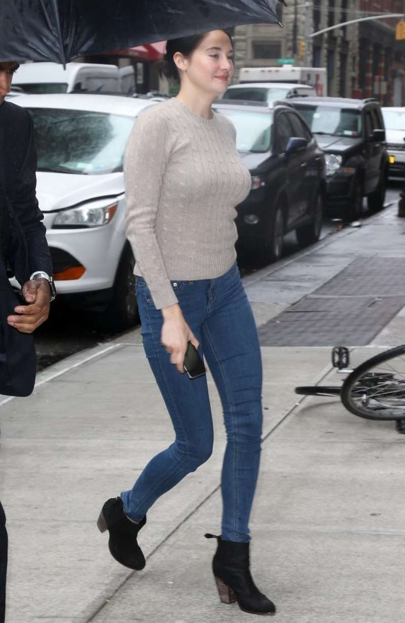 Shailene Woodley in Jeans out in NYC