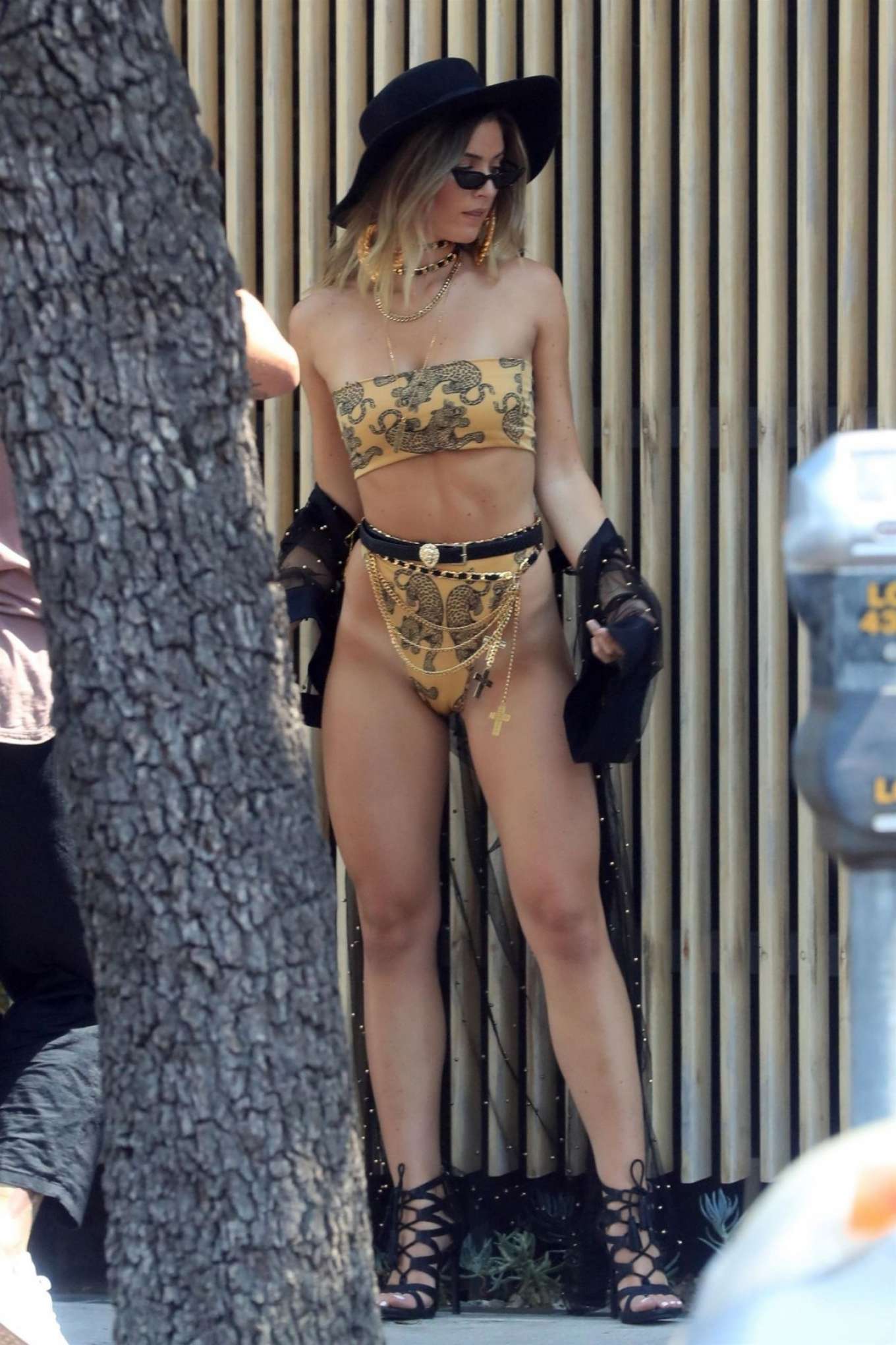 Shauna Sexton in Bikini â€“ Photoshoot in Hollywood