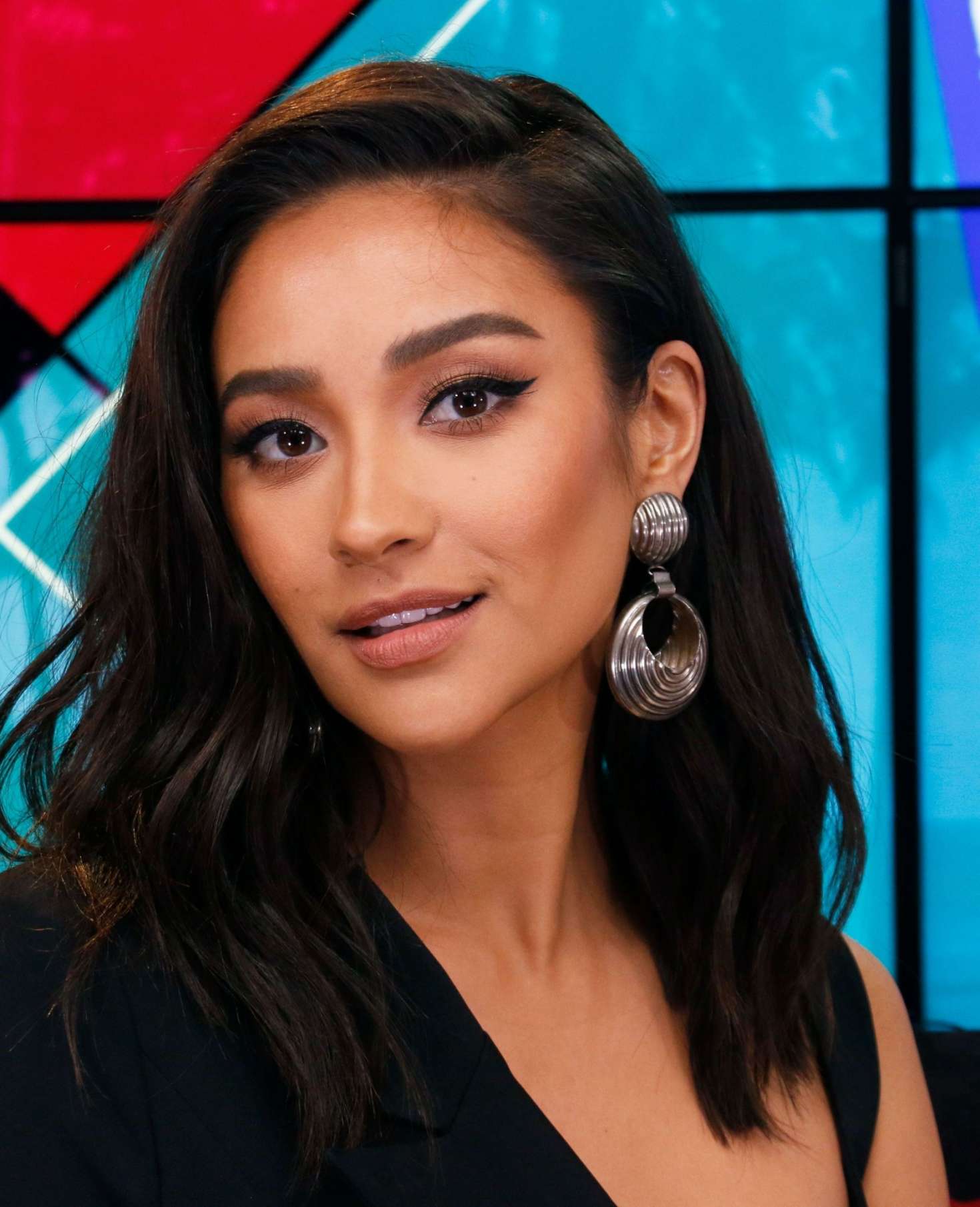 Shay Mitchell â€“ Visits the Young Hollywood Studio in LA