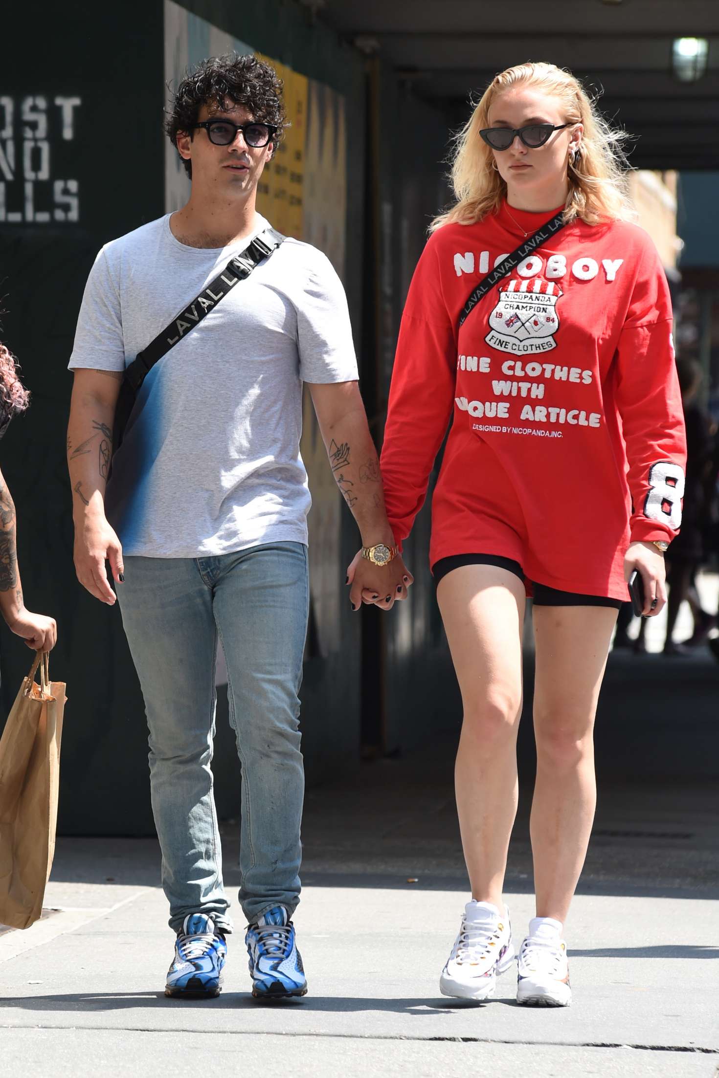 Sophie Turner and Joe Jonas â€“ Out in Manhattan