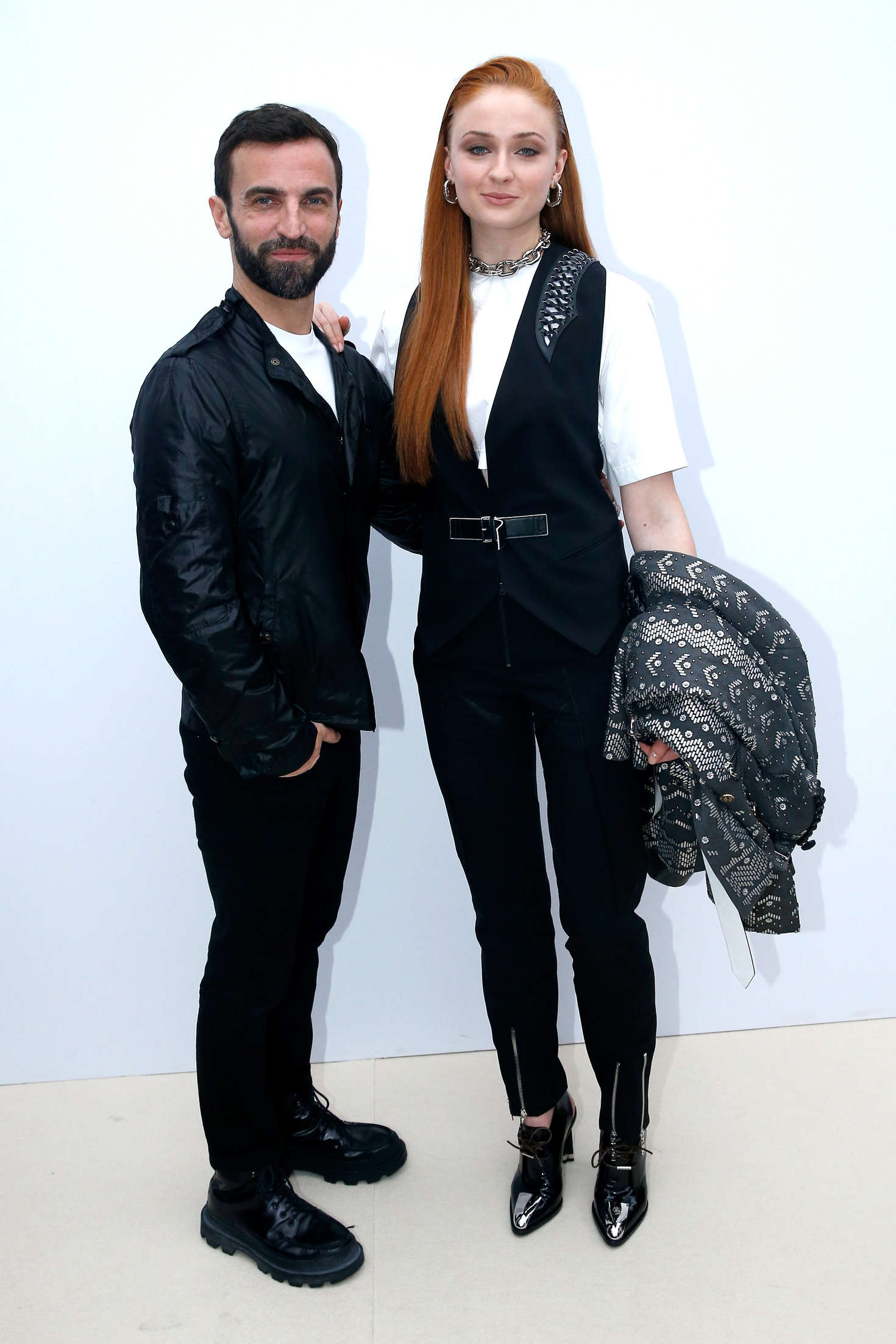 Sophie Turner â€“ Louis Vuitton Fashion Show 2016 in Paris