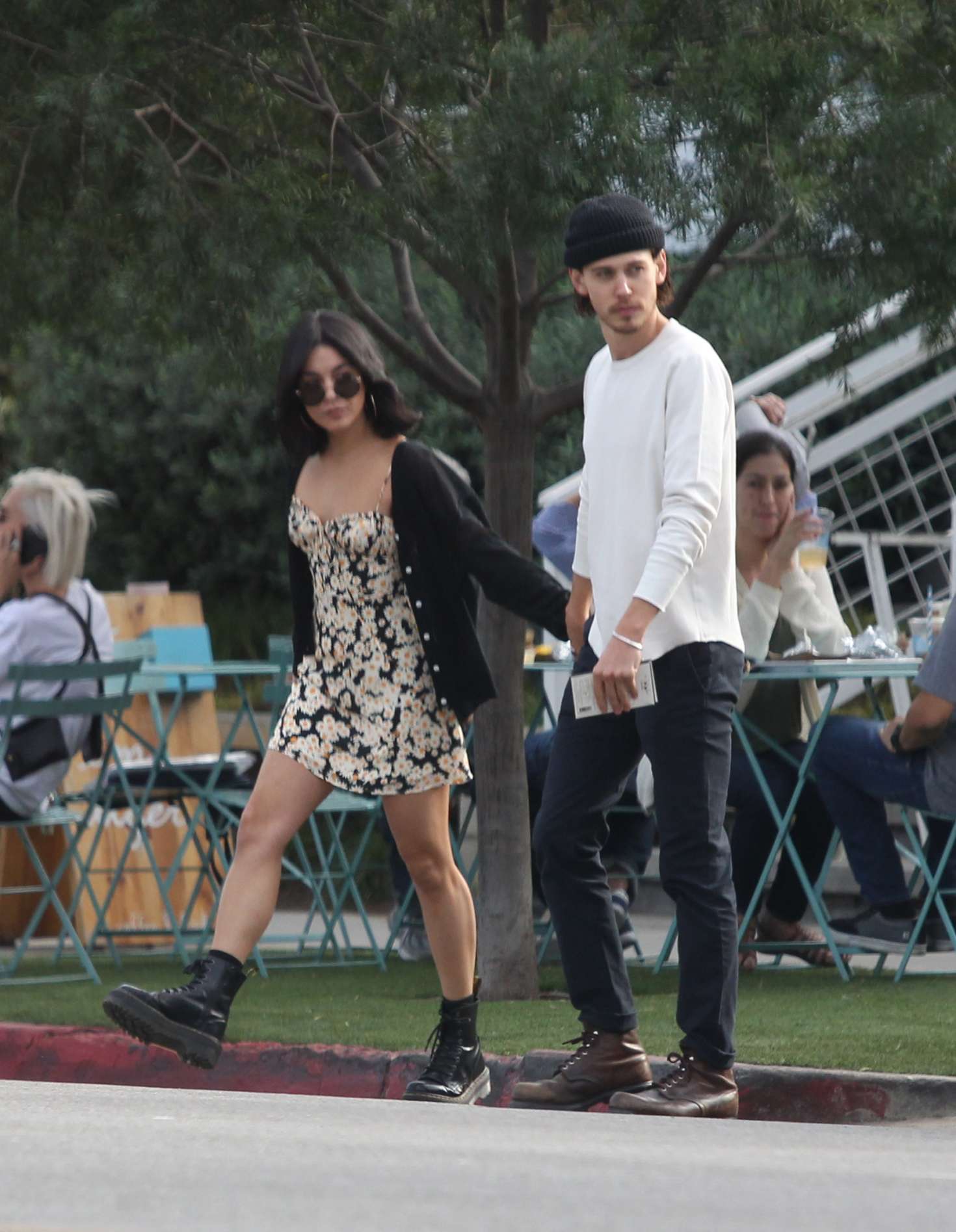 Vanessa Hudgens and Boyfriend Austin Butler â€“ Out in Los Angeles