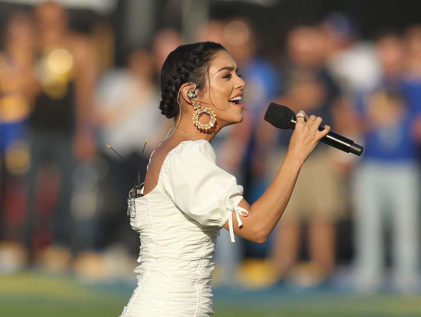 Vanessa Hudgens â€“ Performs the National Anthem in Los Angeles