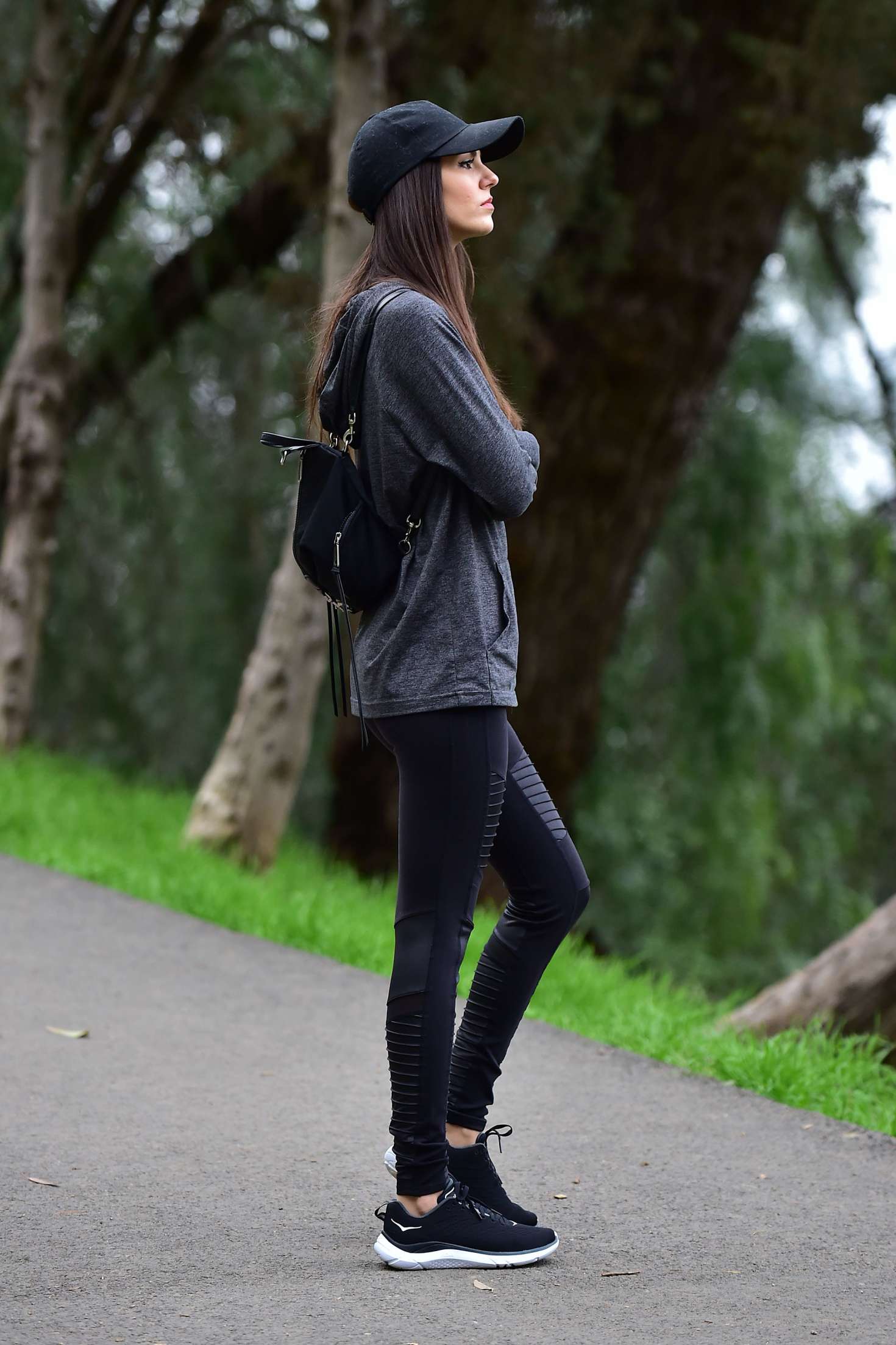 Victoria Justice â€“ Out Hiking in Los Angeles