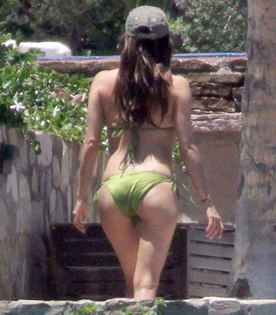 Eva Longoria in a Bikini Candids (Booty Shot) @ Los Cabos