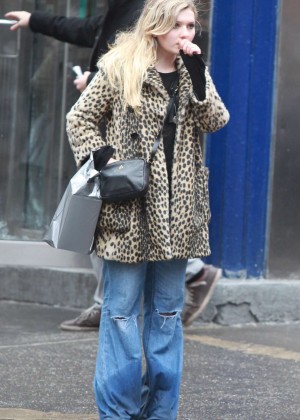 Abigail Breslin in Jeans Out in NYC