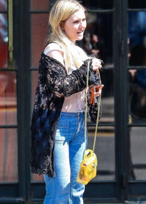 Abigail Breslin in Jeans Outside The Bowery Hotel in New York