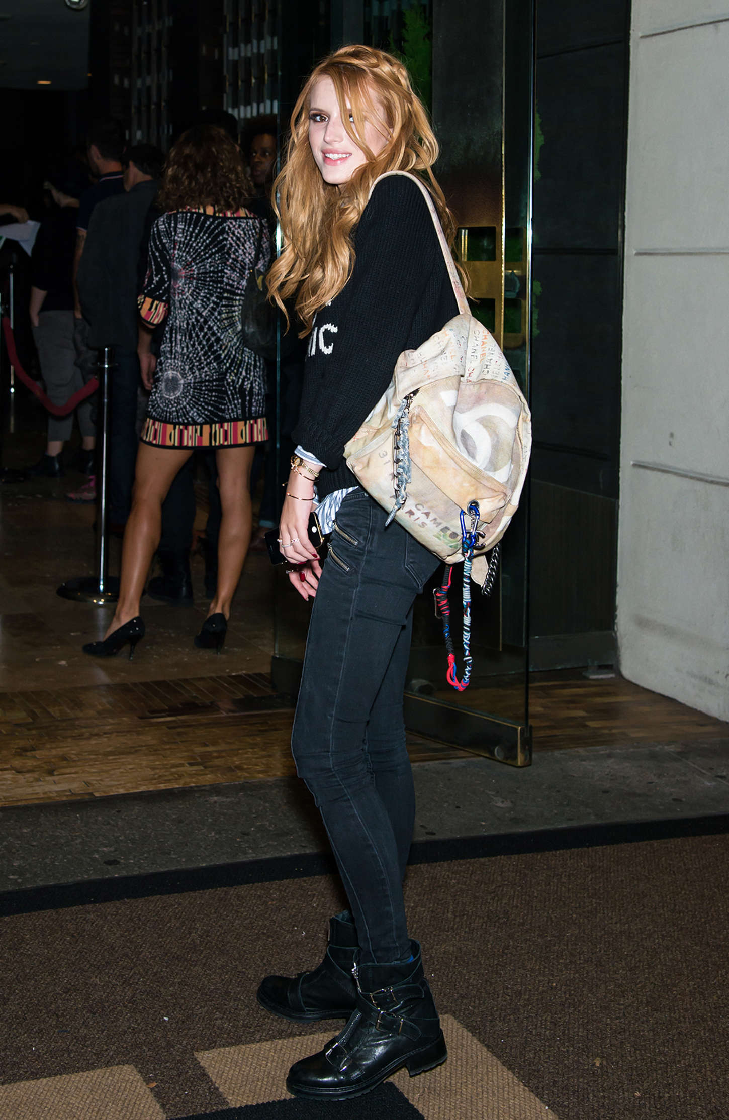 Bella Thorne 2014 : Bella Thorne in Tight Jeans -16