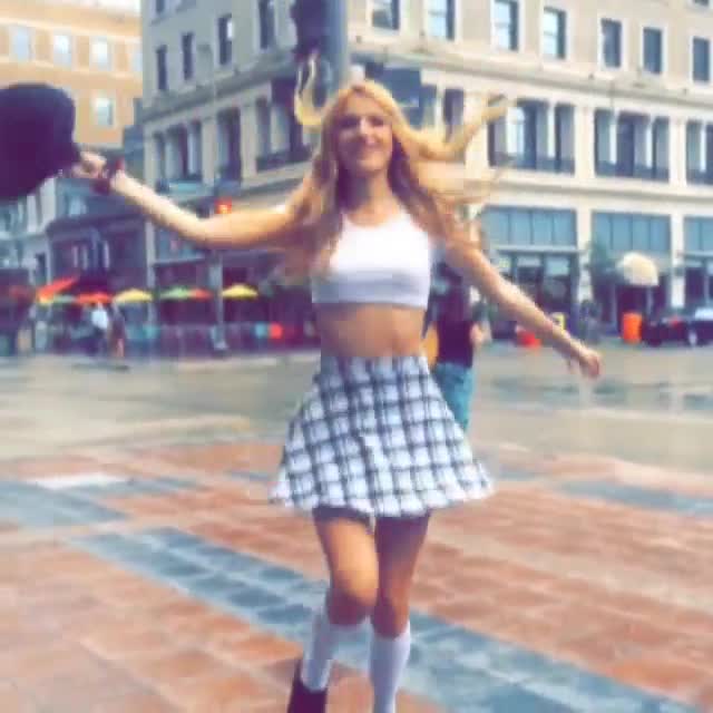 Bella Thorne Dancing on Street