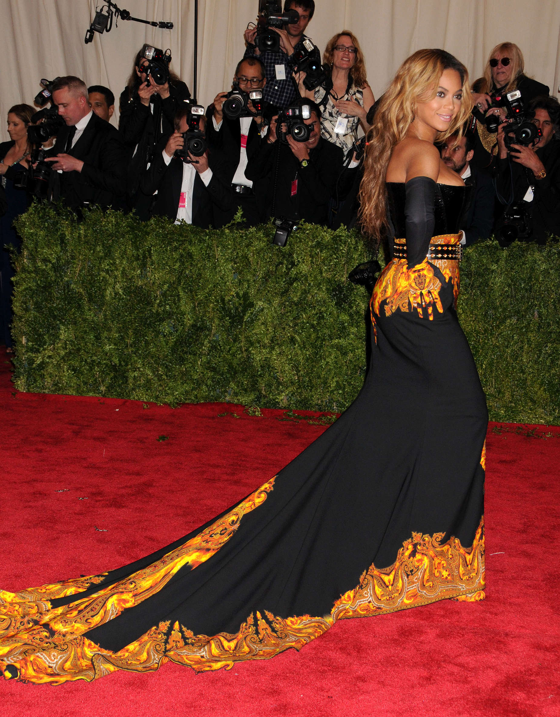 Beyonce 2013 : Beyonce – 2013 Met Gala -01