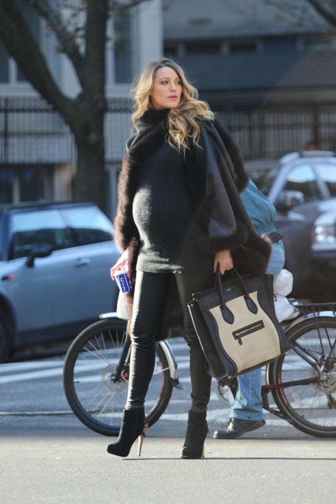 Pregnant Blake Lively Out in NYC
