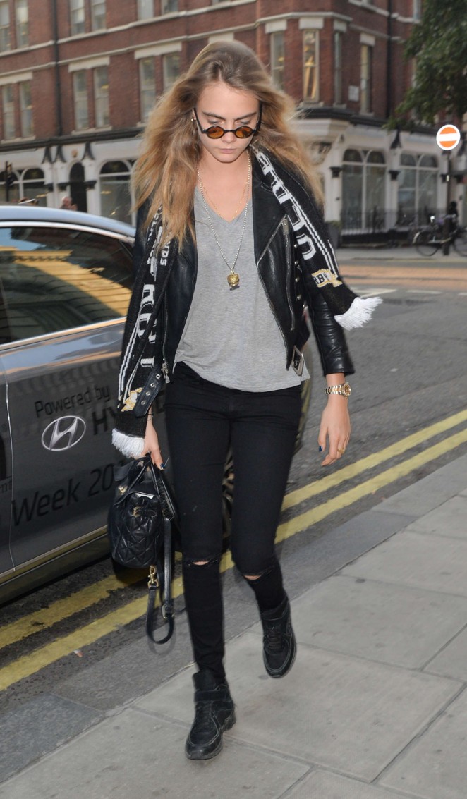 Cara Delevingne in Tight Jeans Out in London