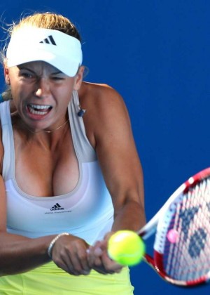 Caroline Wozniacki - Australian Open 2013 (Day 6)